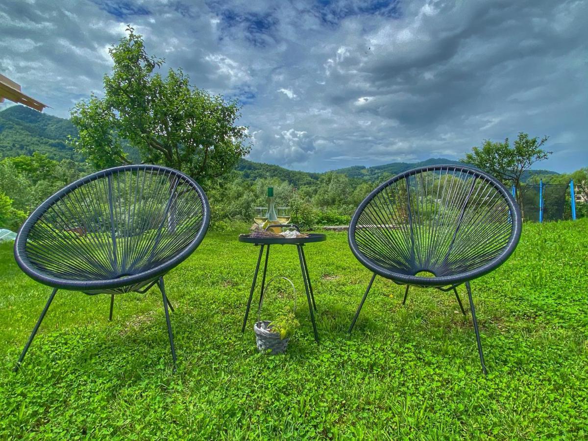 Отель Casa Chira Вишеу-де-Сус Экстерьер фото